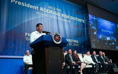 Tổng thống Phillipines thú nhận từng là người đồng tính
