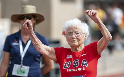 Cụ bà 103 tuổi vô địch giải chạy bộ nước Mỹ chia sẻ bí quyết sống lâu và hạnh phúc