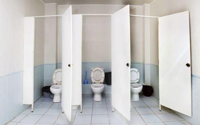 Bồn cầu toilet cũng phải chào thua “độ bẩn” của những vật dụng sau