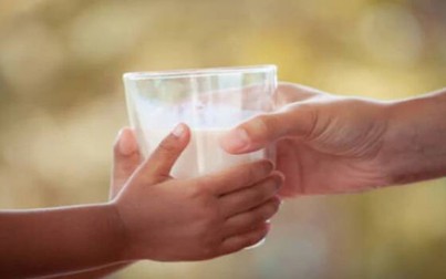 Nghiên cứu cho thấy trẻ nhỏ dưới 5 tuổi không nên uống sữa thực vật