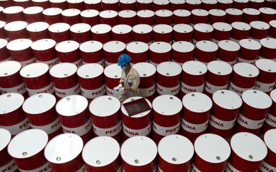 Giá dầu giảm trước thềm đàm phán Mỹ-Trung