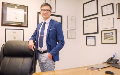 Doanh nhân khoác áo blouse trắng Huỳnh Wynn Trần: Trước khi trở thành doanh nhân, bác sĩ tôi từng làm bồi bàn
