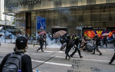 Ngành bán lẻ Hồng Kông lao đao vì biểu tình kéo dài