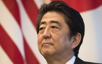 Thủ tướng Shinzo Abe tung gói kích cầu kinh tế Nhật Bản 121 tỷ USD
