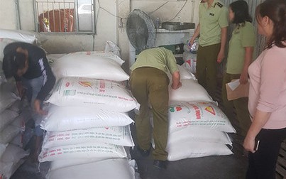 Gần 11 tấn đường nghi nhập lậu bị thu hồi tại An Giang