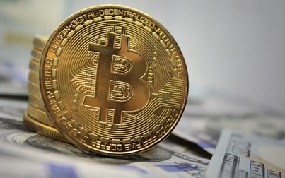 Bitcoin tăng nhẹ, nhưng chuyên vẫn lo có nguy cơ giảm sâu