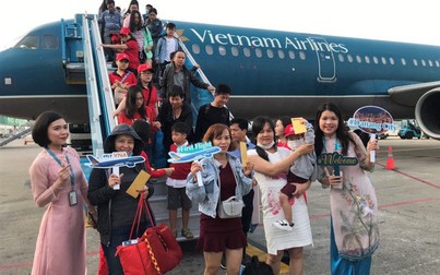 Hơn 120 du khách “xông đất” Đà Nẵng bằng đường hàng không