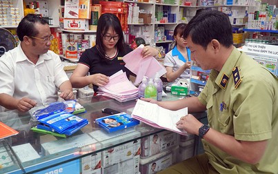 Hơn 1.200 nhà thuốc bị xử lý vì tăng giá khẩu trang y tế