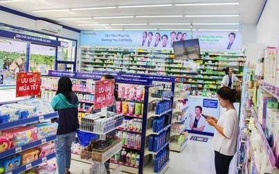 Nhiều nhà thuốc tại TP.HCM nâng giá khẩu trang y tế, găm hàng trong dịch bệnh
