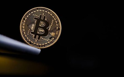Bitcoin tiếp tục rớt giá, top 10 giảm đồng loạt