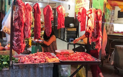 Giá thịt bò giảm nhẹ theo thịt heo