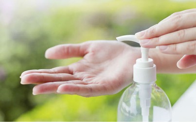 Chuyên gia hướng dẫn cách lựa chọn nước rửa tay tốt trong mùa dịch