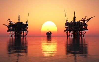 Giá dầu thô nhích nhẹ chờ đàm phán OPEC