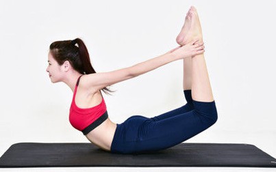 Dịch COVID-19 bùng phát, tập ngay 6 động tác yoga tăng cường đề kháng
