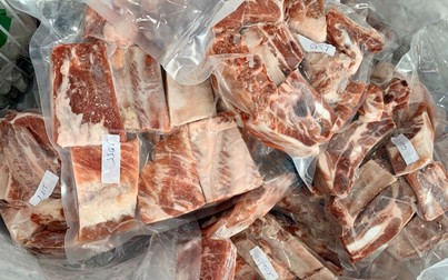 Giá thịt heo nhập khẩu chỉ bằng 50% thịt trong nước