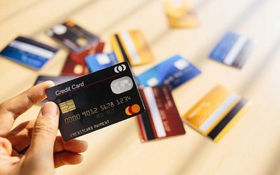 Thẻ tín dụng là gì? Ưu và nhược điểm của loại thẻ này?