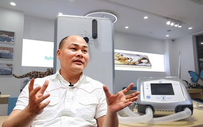 CEO Nguyễn Tử Quảng khoe hai mẫu máy thở BKAV sản xuất, tuyên bố sẵn sàng chia sẻ cho thế giới