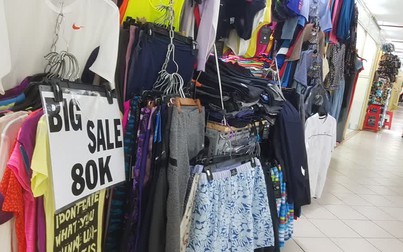 Hậu COVID-19: "Thiên đường" mua sắm ở Sài Gòn giảm giá đến 70% vẫn... ế