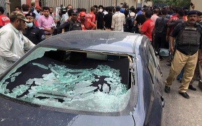 Sở giao dịch chứng khoán Pakistan bị tấn công làm nhiều người thiệt mạng