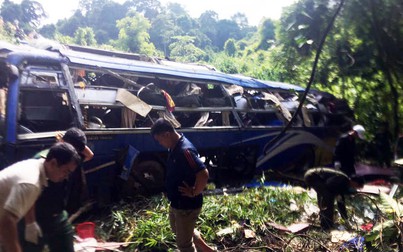 Cập nhật vụ xe rơi xuống vực ở Kon Tum: Số người chết tăng lên 6, phó Thủ tướng chỉ đạo khẩn
