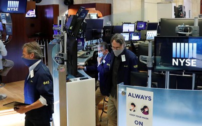 Chứng khoán Mỹ biến động trái chiều, Dow Jones giảm 63 điểm