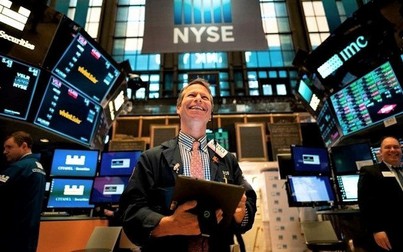 Dow Jones tăng 160 điểm, chứng khoán Mỹ khởi sắc