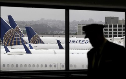 Hãng bay United Airlines có kế hoạch cắt giảm 16.000 nhân viên