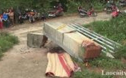 Sập cổng trường mầm non, 3 học sinh tử vong thương tâm ở Lào Cai