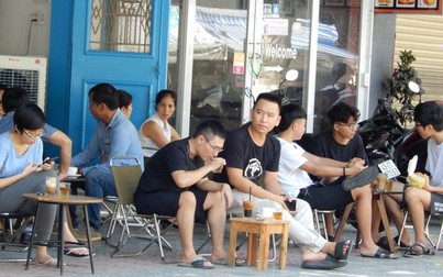 COVID-19 chiều 12/9: Không có ca nhiễm mới, 62 y bác sĩ hỗ trợ chống dịch cuối cùng rời Đà Nẵng