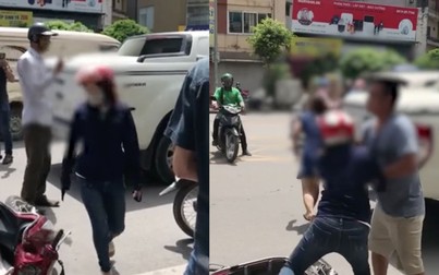 Vợ chặn đầu xe bán tải, hô hoán chồng chở nhân tình giữa đường phố Hà Nội