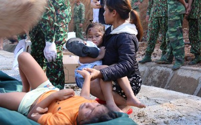 Cứu được 33 người trong vụ lở núi ở Trà Leng, nhiều trẻ em bị thương
