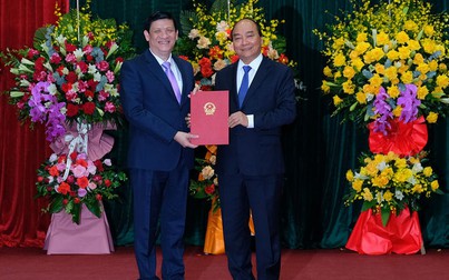 Thủ tướng trao quyết định bổ nhiệm ông Nguyễn Thanh Long làm Bộ trưởng Bộ Y tế