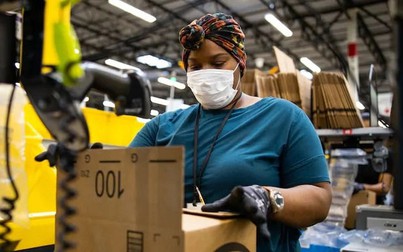 Amazon chi 500 triệu USD thưởng cho nhân viên