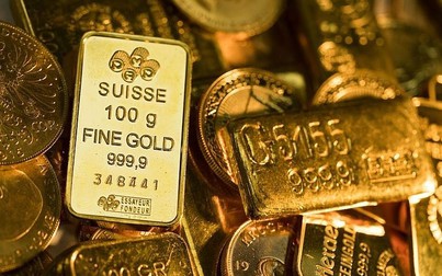Giá vàng thế giới tiếp đà tăng, rút ngắn khoảng cách với vàng trong nước