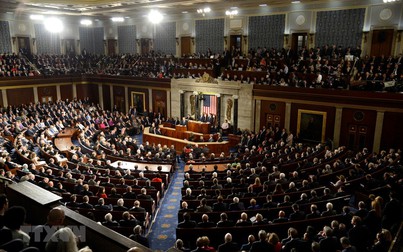 Quốc hội Mỹ công bố dự luật ngân sách và gói cứu trợ COVID-19