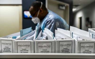Chuyên gia của Moderna: Vaccine COVID-19 của hãng này có thể kháng được virus biến thể mới phát hiện ở Anh