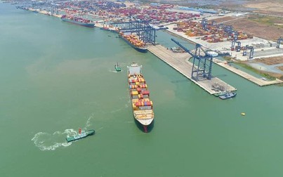 Việt Nam đầu tư gần 8 tỷ USD để xây dựng các cảng biển đẳng cấp thế giới