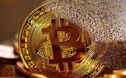 Bitcoin lại giảm về 57.300 USD