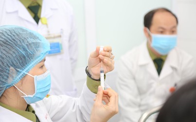 Hôm nay tiêm thử nghiệm lâm sàng vaccine COVID-19 giai đoạn 2 ở Hà Nội và Long An