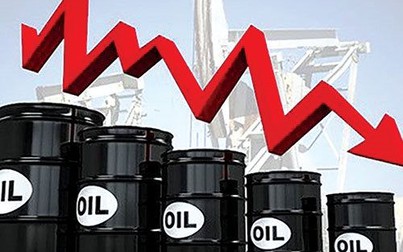 Fed duy trì lãi suất ở mức thấp, giá dầu thế giới tiếp tục giảm