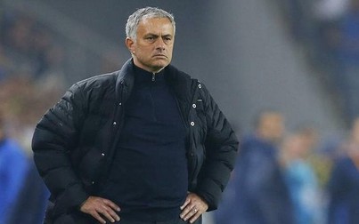 Huấn luyện viên Mourinho bị sa thải
