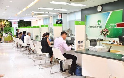 Ba mươi ngàn tỷ đồng lợi nhuận 'treo' của Vietcombank