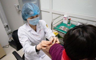 100% người tiêm vaccine Nano Covax do Việt Nam sản xuất đều sinh miễn dịch