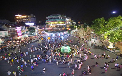 Hà Nội dừng các hoạt động lễ hội, phố đi bộ