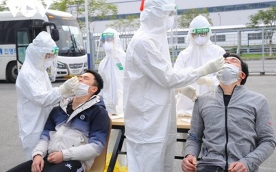 Bắc Giang thêm hơn 300 công nhân mắc COVID-19, Bộ Y tế họp khẩn