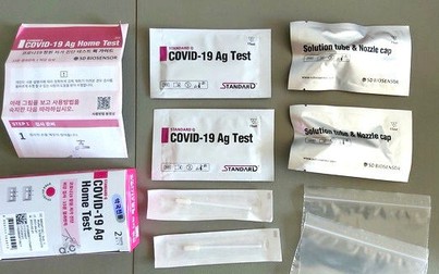 260.000 đồng/kit test nhanh COVID-19 rao bán trên chợ mạng