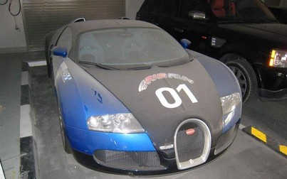 Bugatti Veyron phủ bụi và những siêu xe triệu USD bị bỏ xó tại UAE