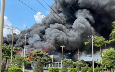 Cháy lớn tại Công ty hóa chất trong khu công nghiệp Long Bình, Đồng Nai
