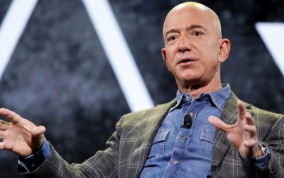 Ông chủ Amazon nghỉ hưu với khối tài sản 'khủng'