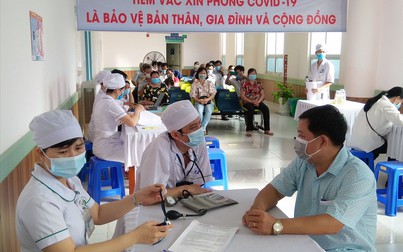 Phú Quốc tiêm vaccine COVID-19 cho toàn bộ người dân, chuẩn bị đón khách du lịch quốc tế vào tháng 10